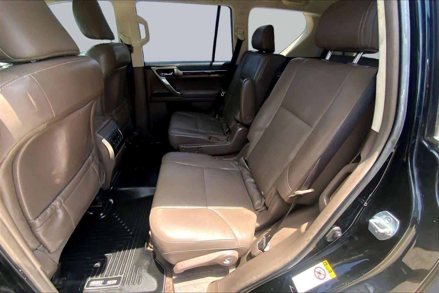 Used 2019 Black Onyx Lexus Premium image 21