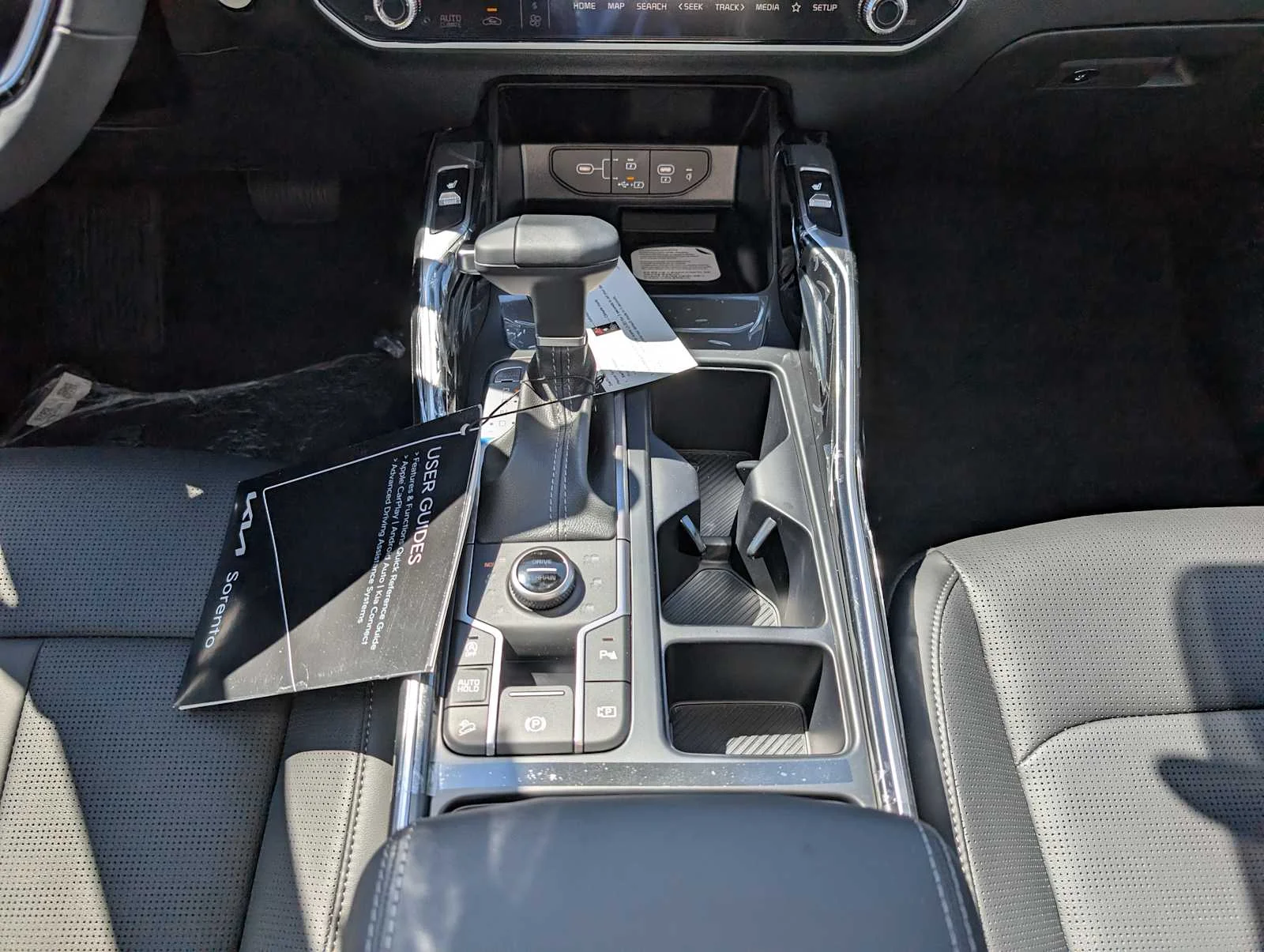 New 2026 Wolf Gray Kia S image 13