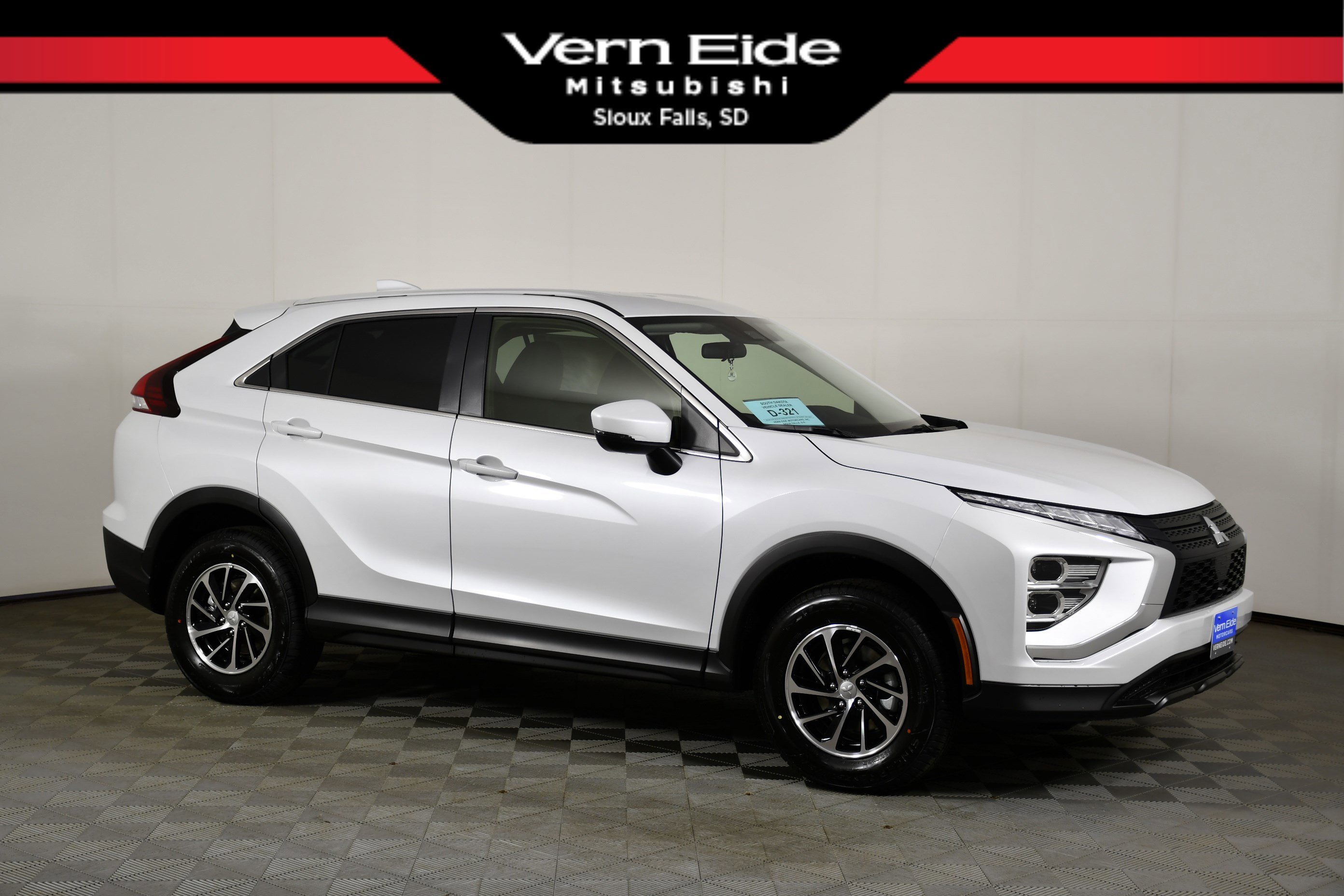 2026 Mitsubishi Eclipse Cross ES S-AWC's photo