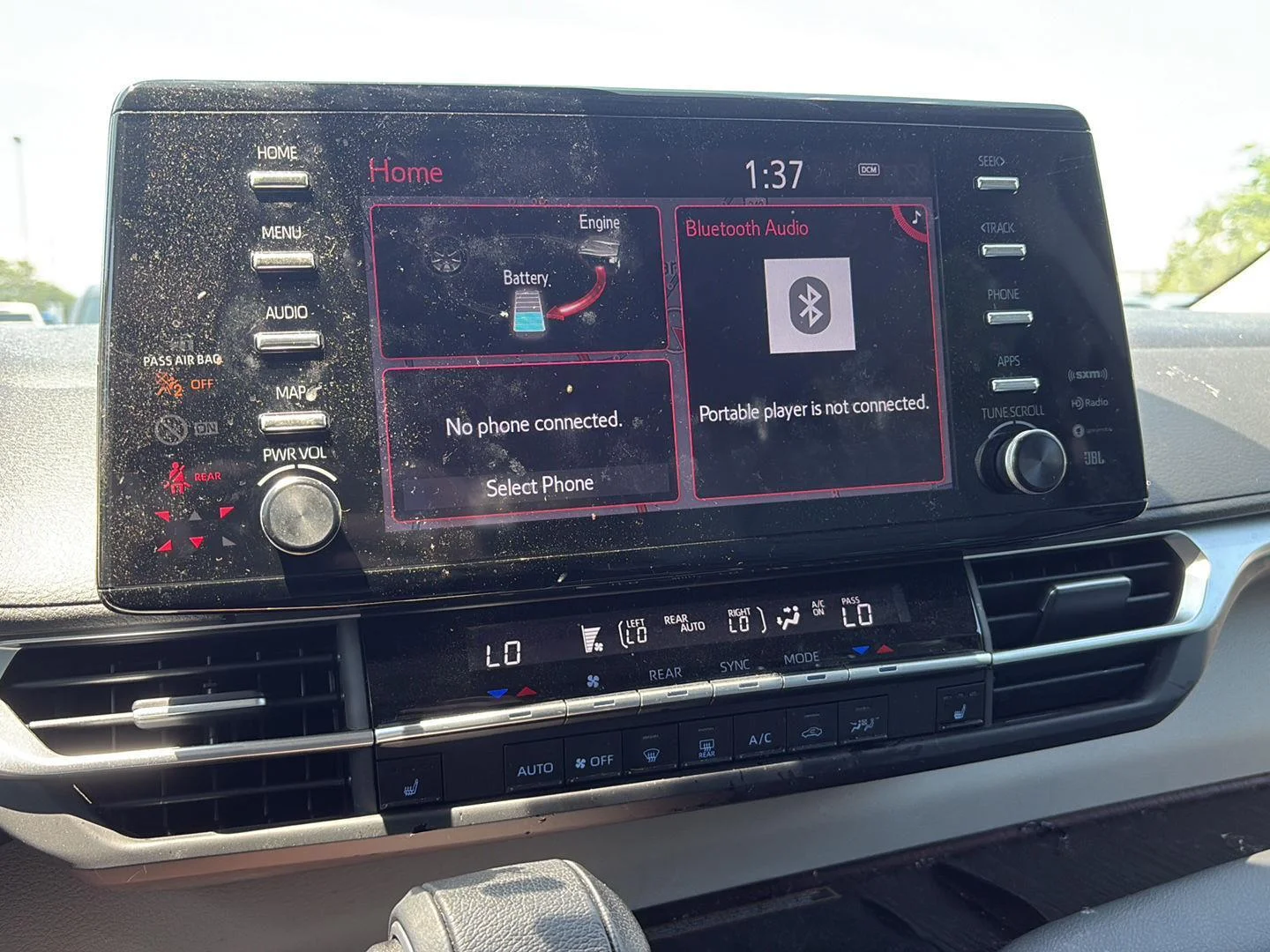 Used 2024 Ruby Flare Pearl Toyota XLE image 8
