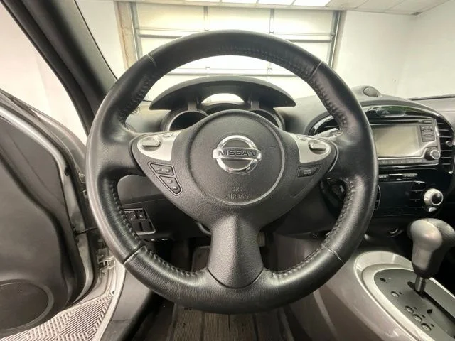 Used 2017 Silver Nissan SV image 4