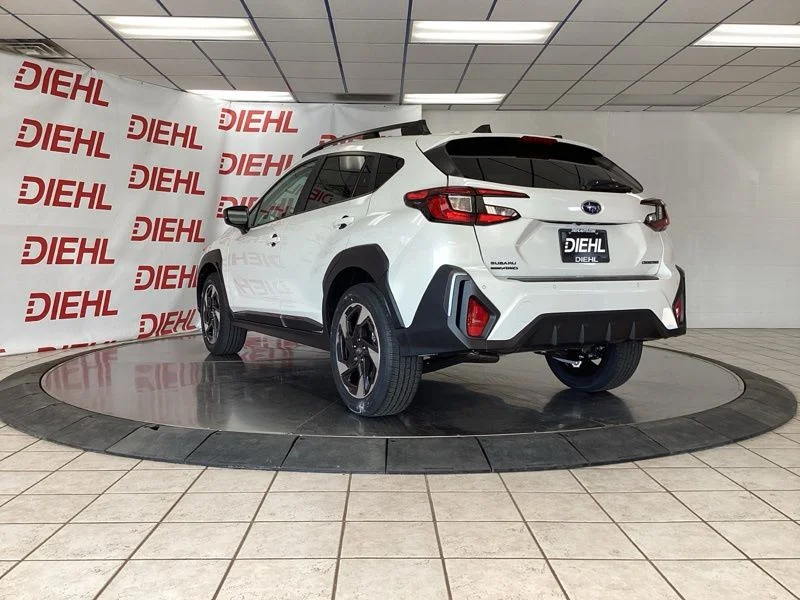 New 2026 CRYSTAL WHITE PEARL Subaru Limited image 7