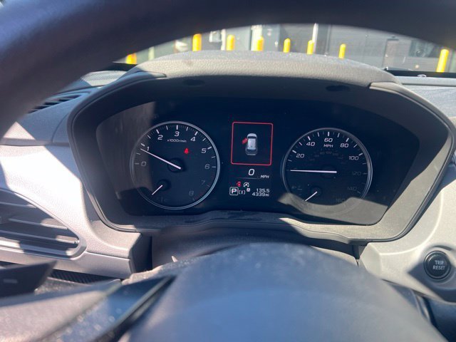 Used 2024 Ice Silver Metallic Subaru Premium image 10