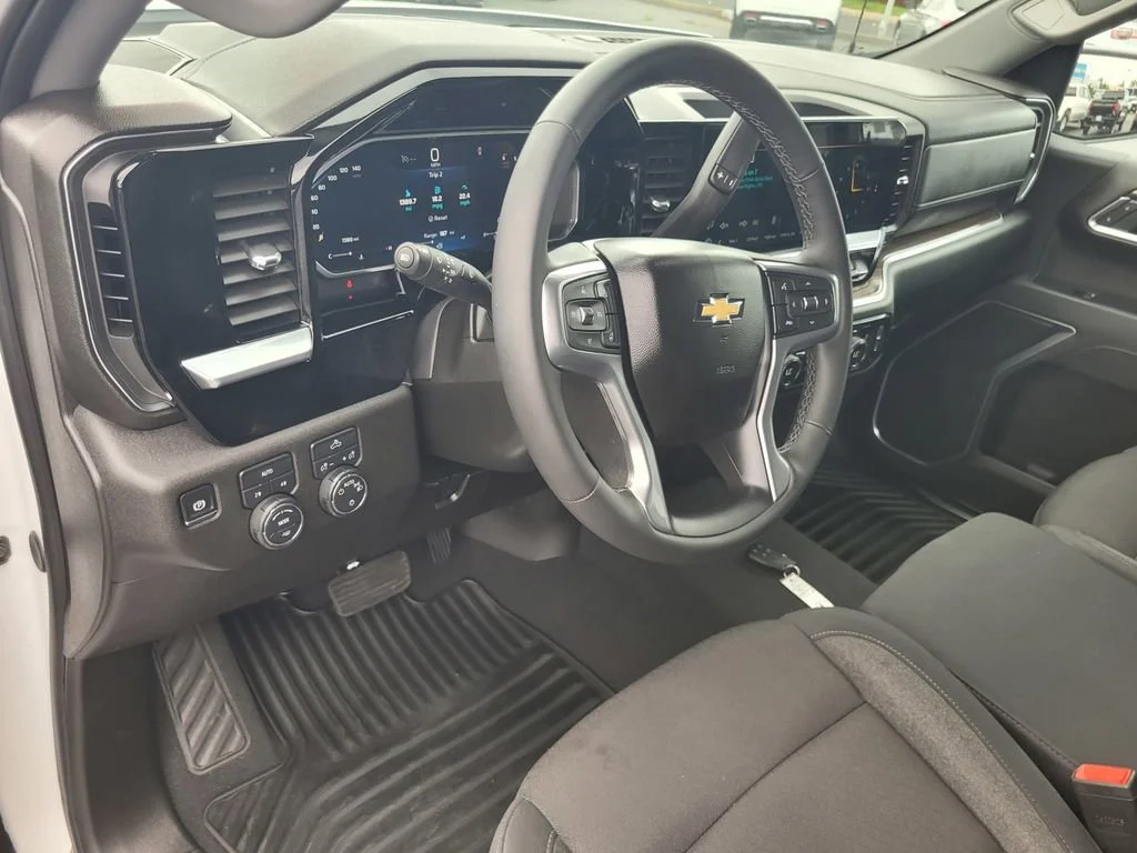 Used 2026 Summit White Chevrolet LT (2FL) image 14