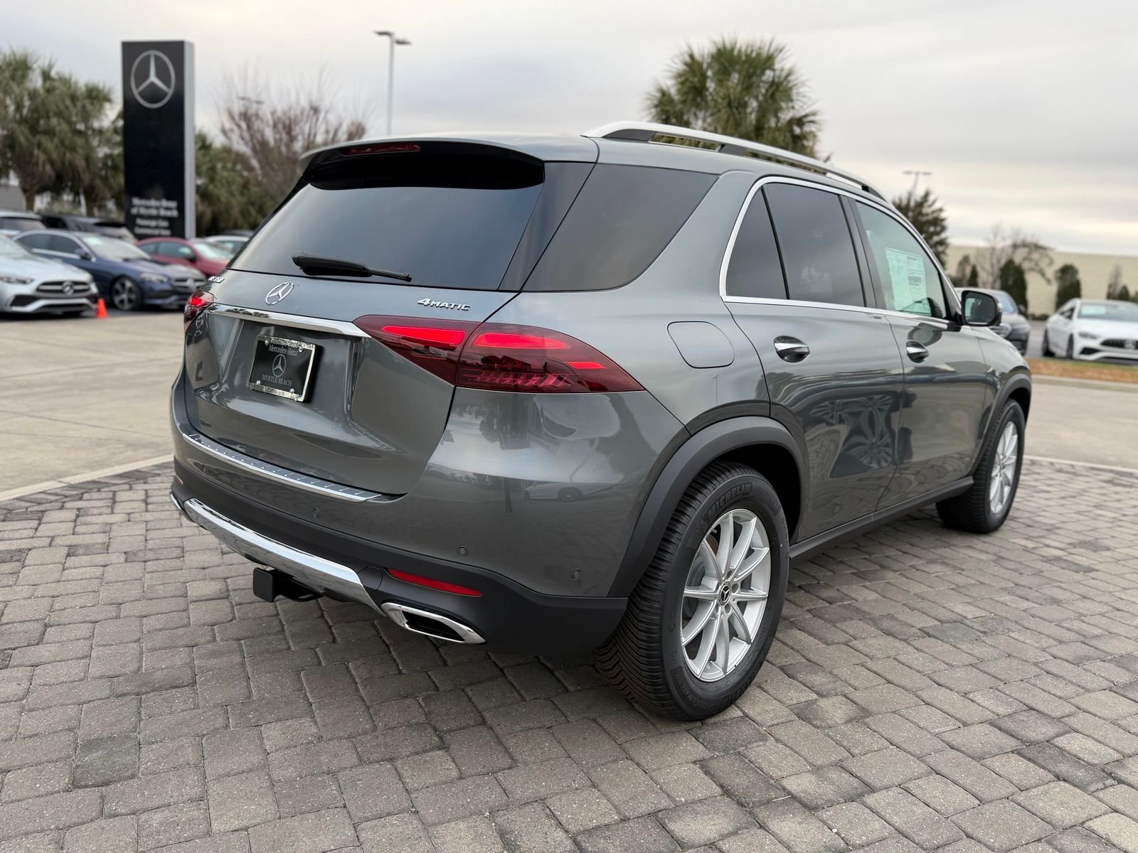 New 2026 Selenite Gray Metallic Mercedes-Benz GLE 350 image 9