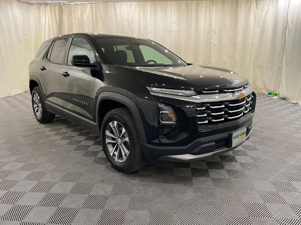 Used 2026 Mosaic Black Metallic Chevrolet AWD LT image 3