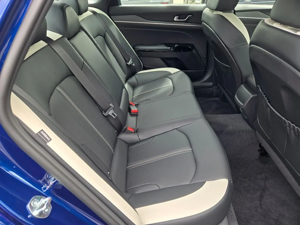 Used 2025 Blue Kia GT-Line image 10