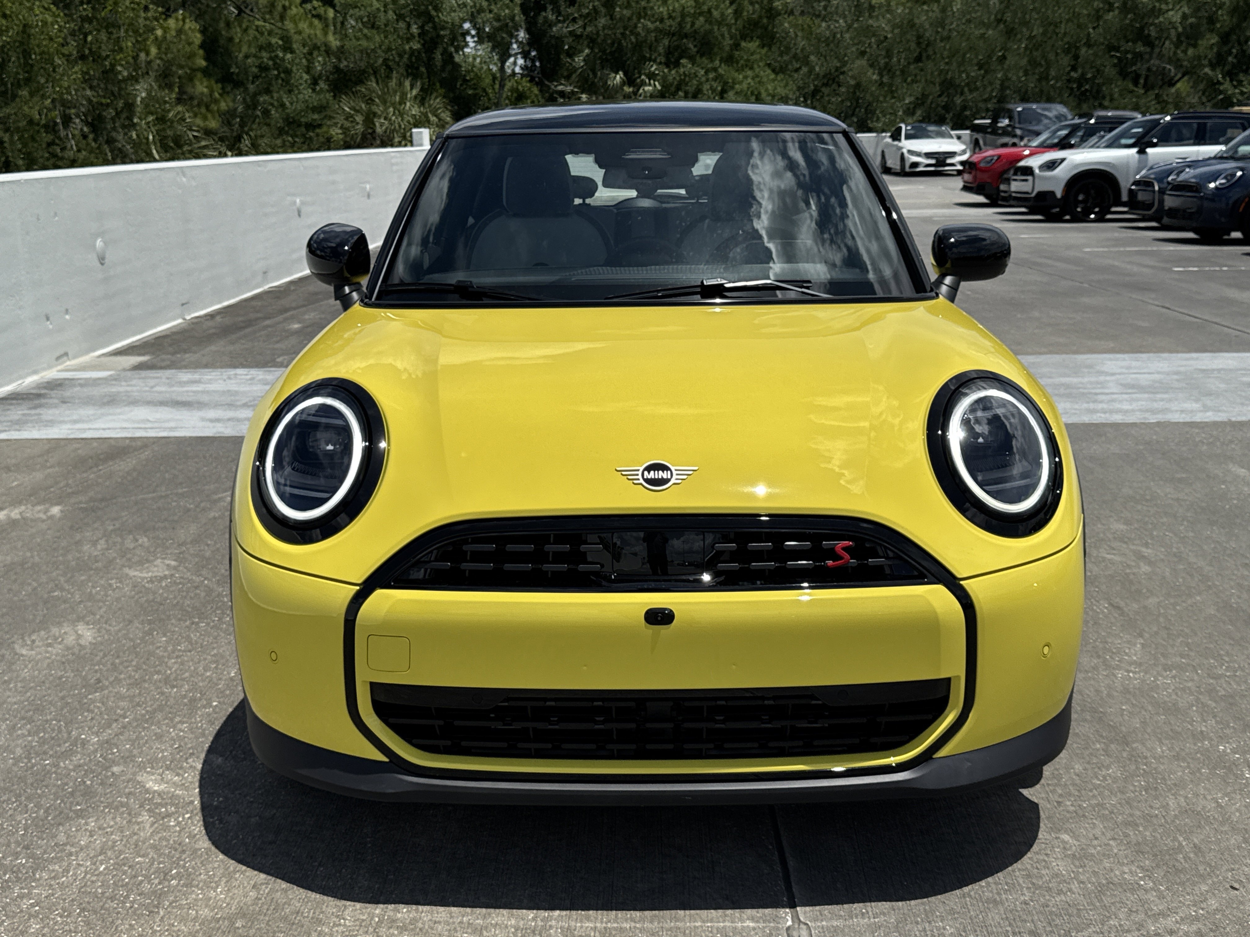 【美品】2026年購入Pod mini イエロー 2026 MINI Hardtop 2 Door S | CarEdge | CarEdge