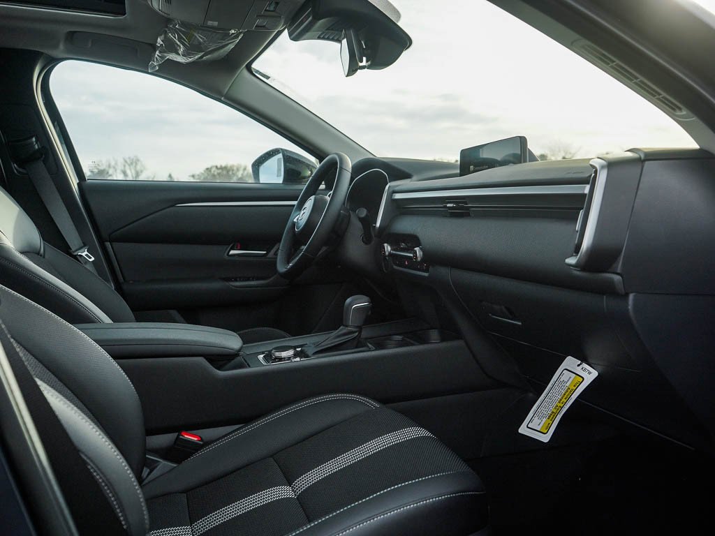 New 2026 Wind Chill Pearl Mazda Preferred AWD image 11