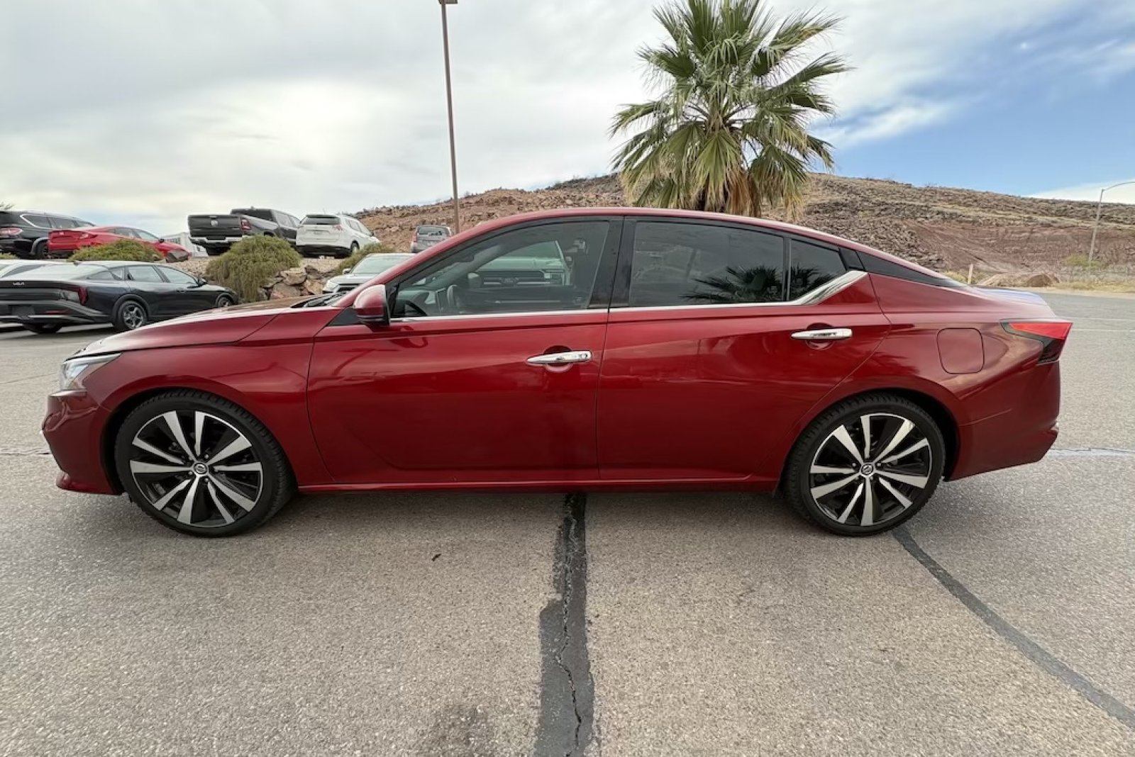 Used 2019 Scarlet Ember Tintcoat Nissan 2.5 Platinum image 2