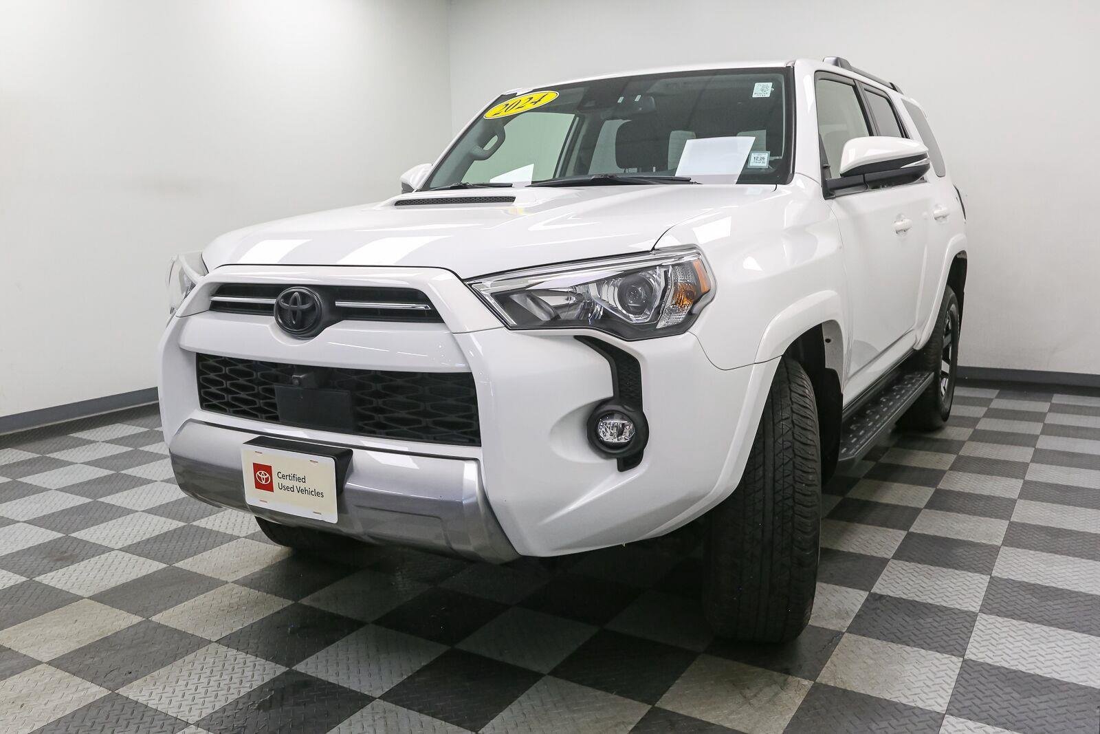 Used 2024 Ice Cap Toyota TRD Off-Road Premium image 5