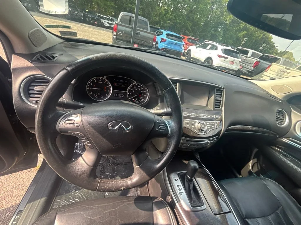 Used 2014  INFINITI NA image 13