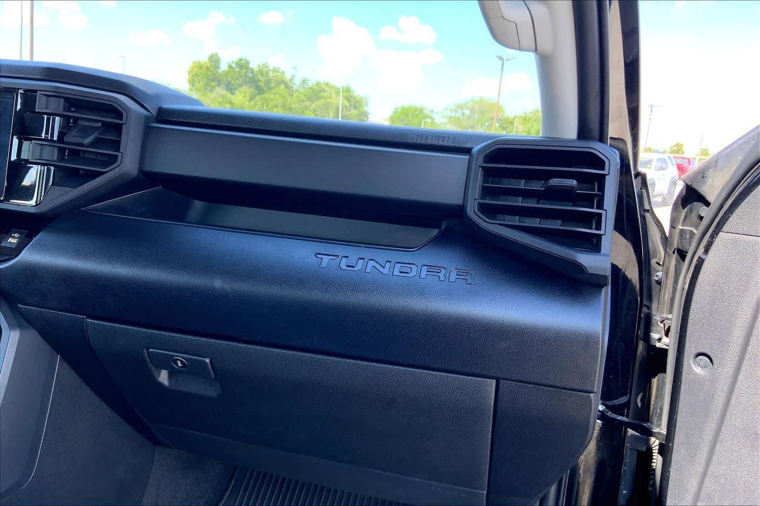 Used 2022 Midnight Black Metallic Toyota SR image 18