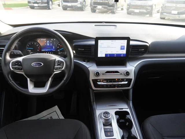 Used 2021 White Ford XLT image 15