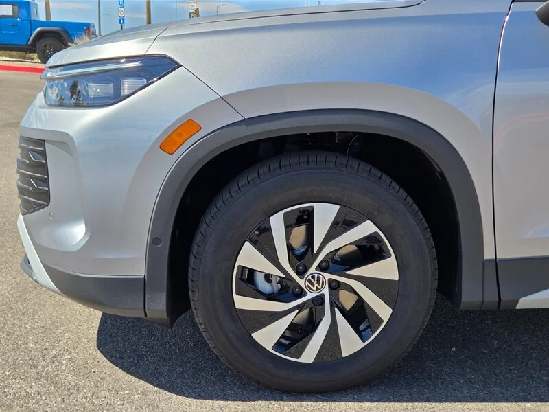 New 2026 Silver Volkswagen 2.0T S image 5