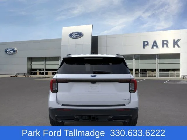 New 2026 Space White Metallic Ford ST-Line image 5