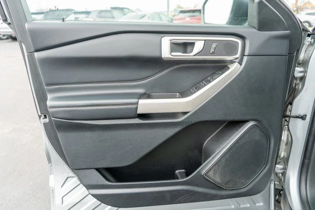 Used 2023 Silver Ford XLT image 18