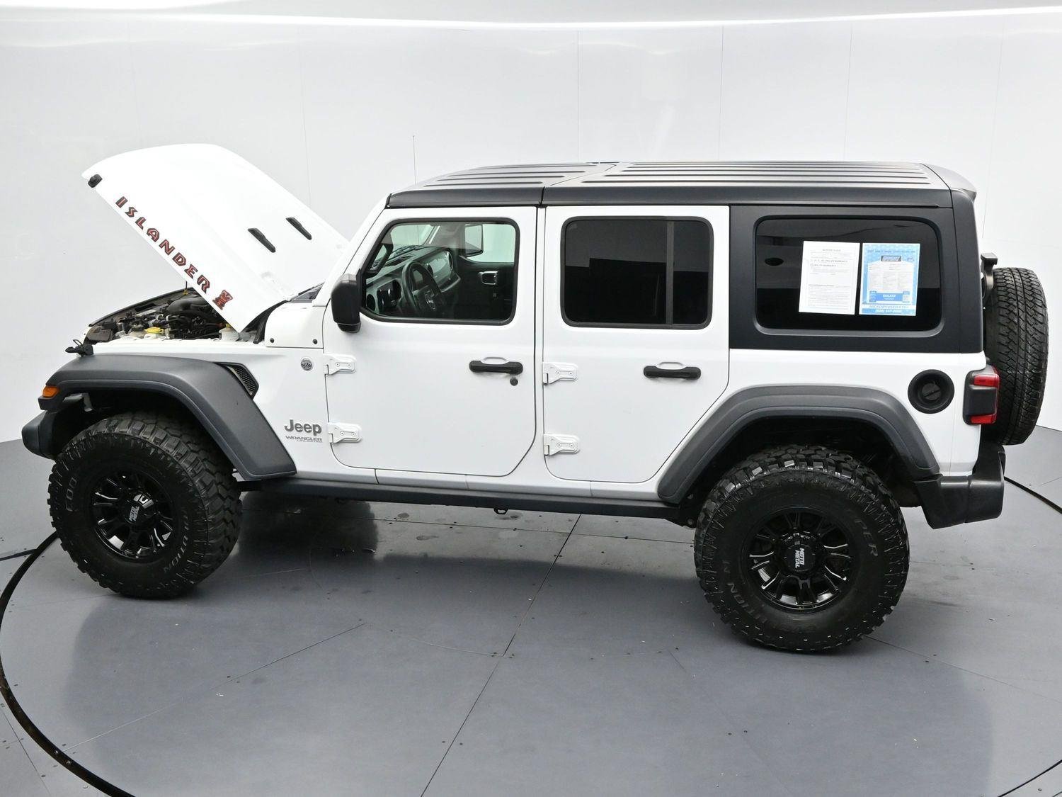 Used 2021 Bright White Clearcoat Jeep Unlimited Islander image 40