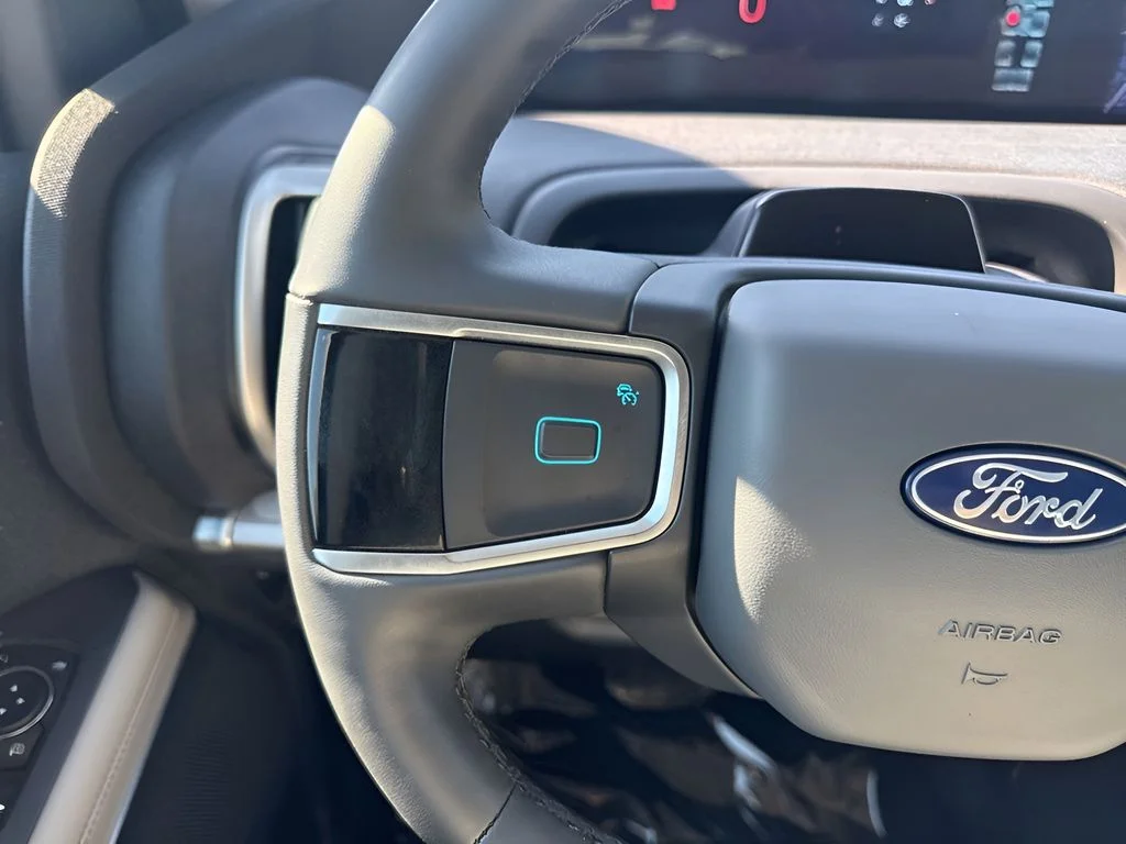 Used 2025 White Ford Active image 15