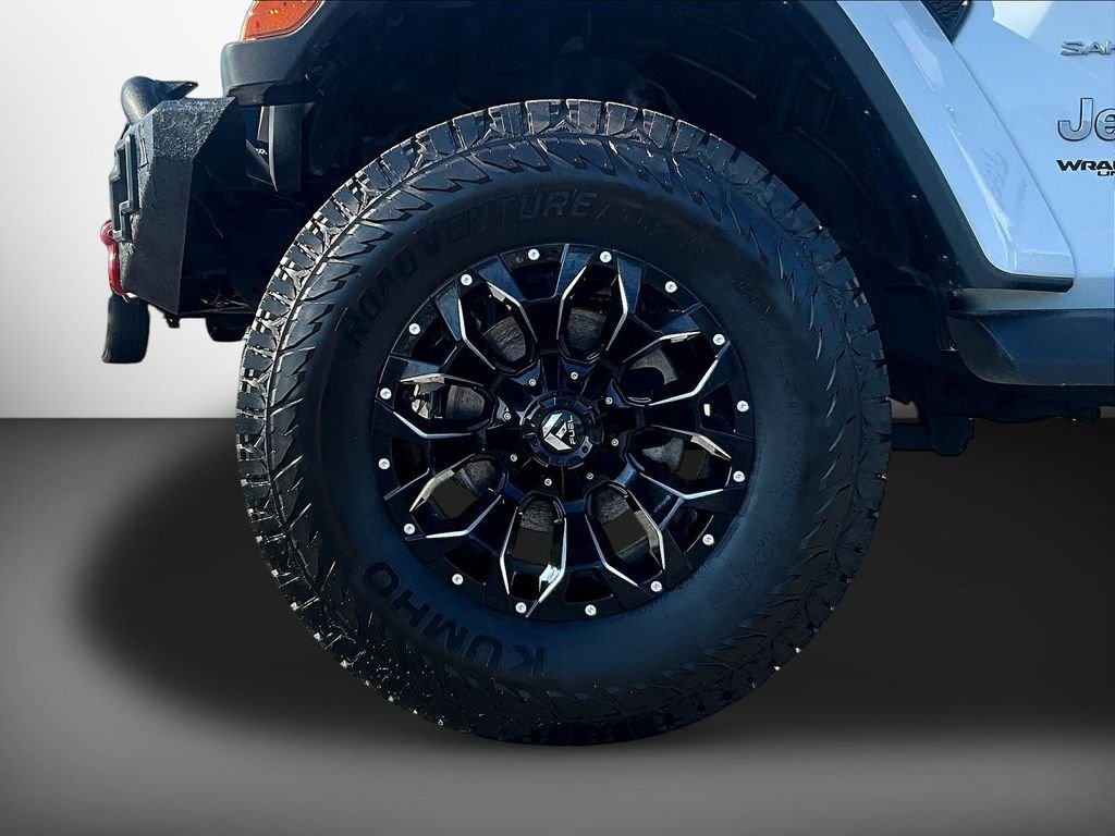 Used 2022 White Jeep Unlimited Sahara image 33