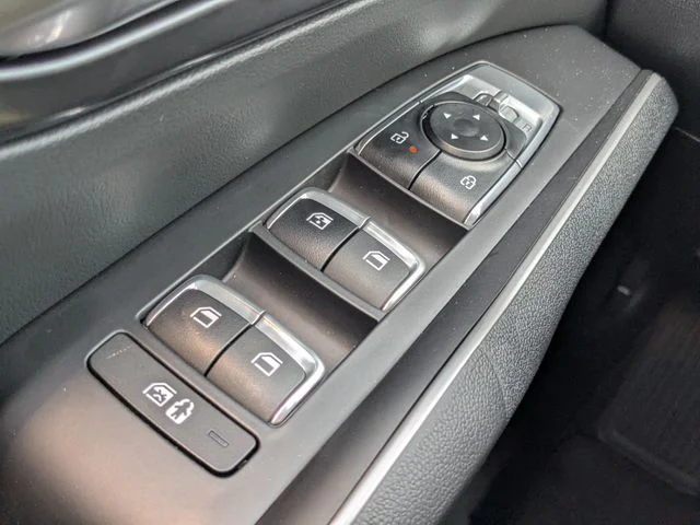 Used 2026 Black Kia S image 23