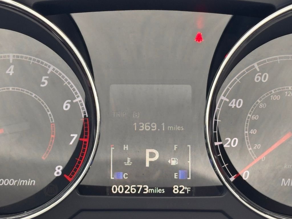 Used 2026 Silver Mitsubishi  image 15
