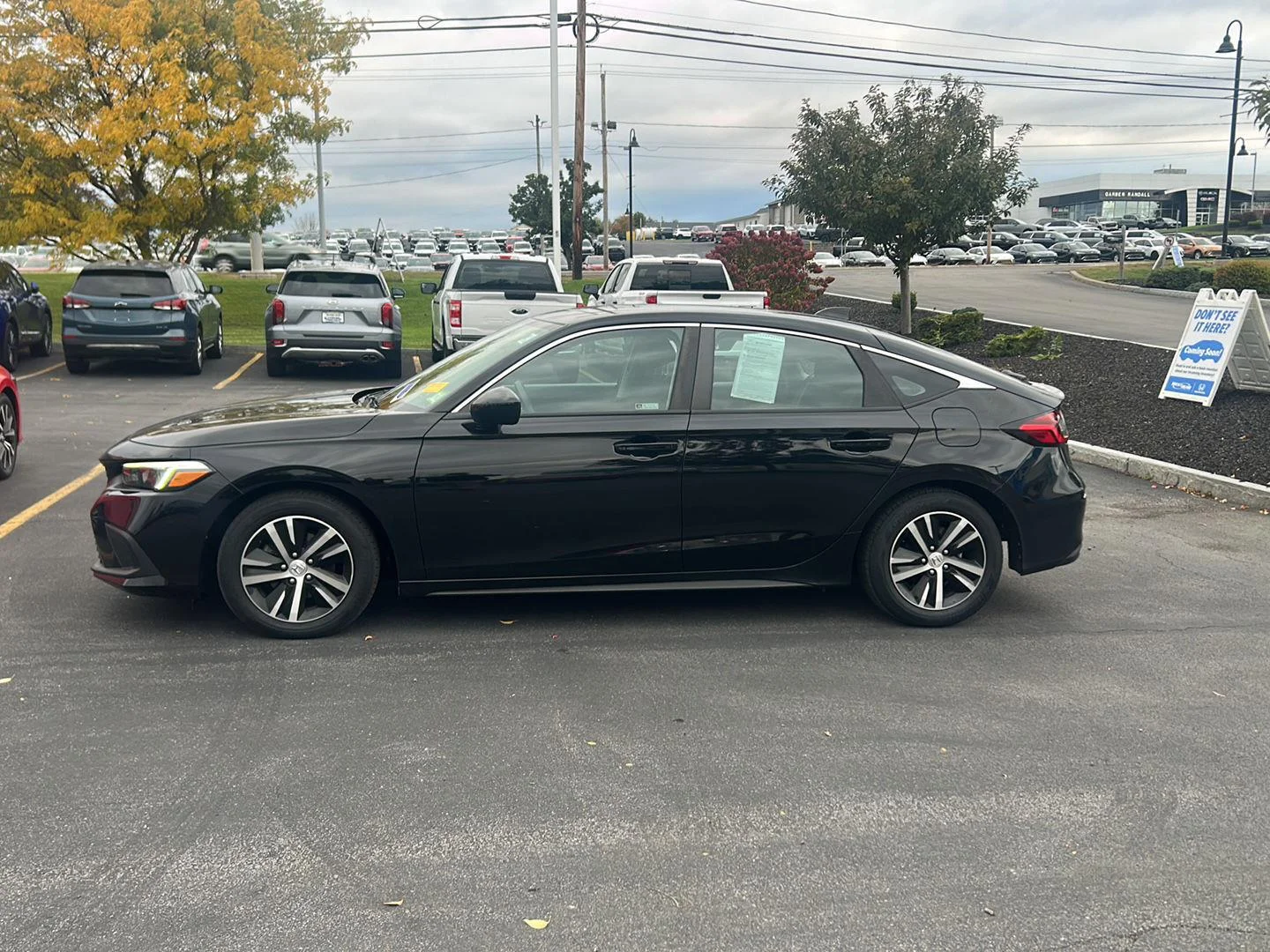 Used 2024 Crystal Black Pearl Honda LX image 5