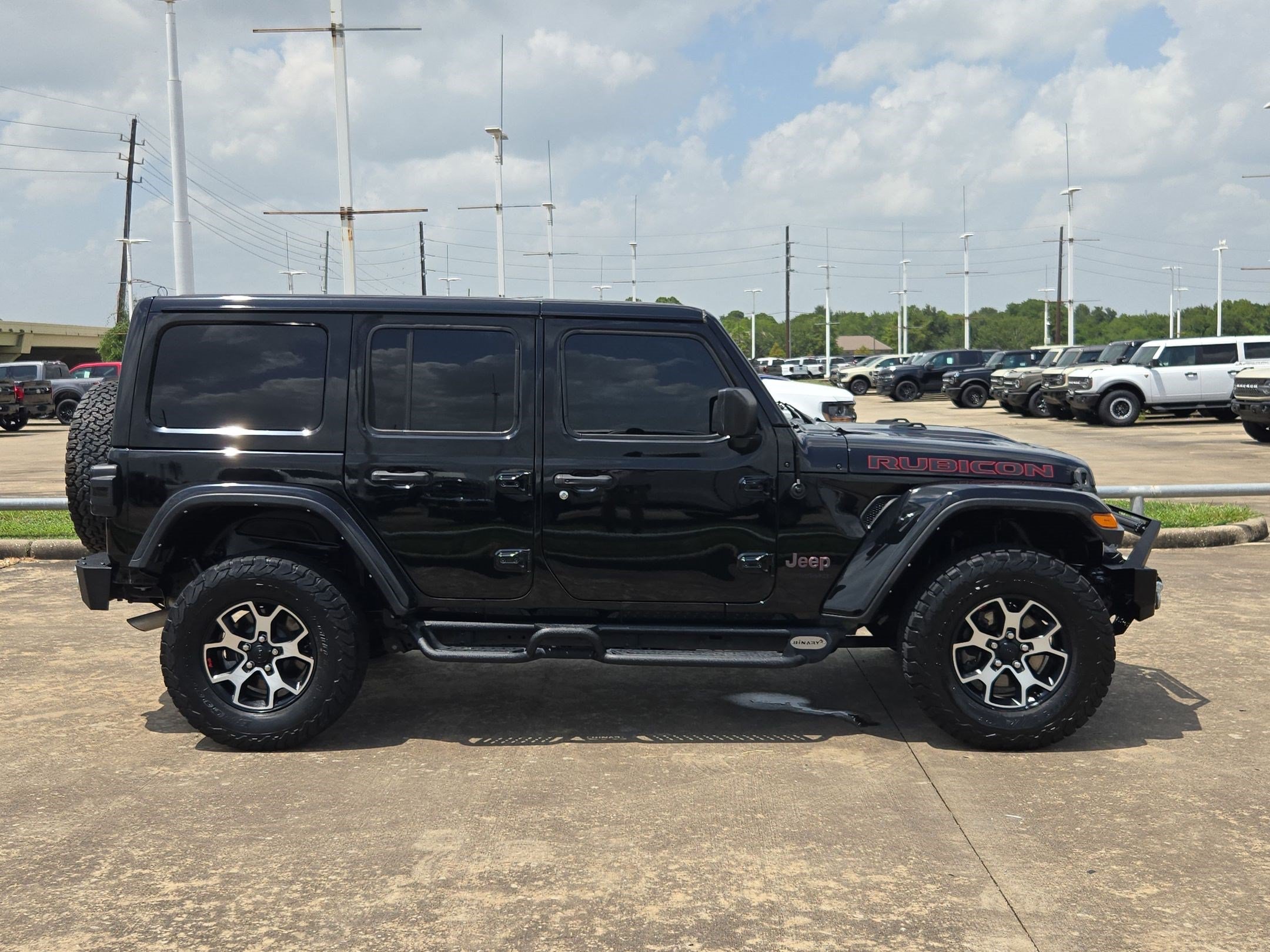 Used 2022 Black Clearcoat Jeep Unlimited Rubicon image 2