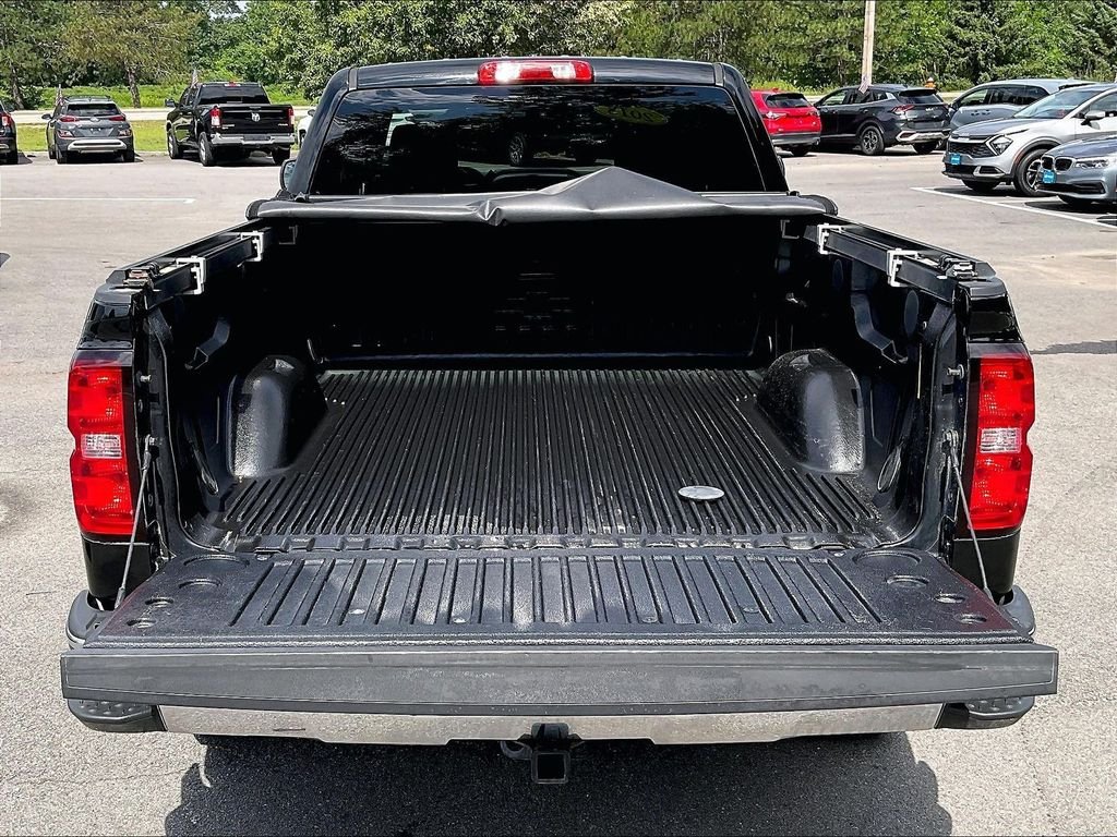 Used 2018 Black Chevrolet LT image 29
