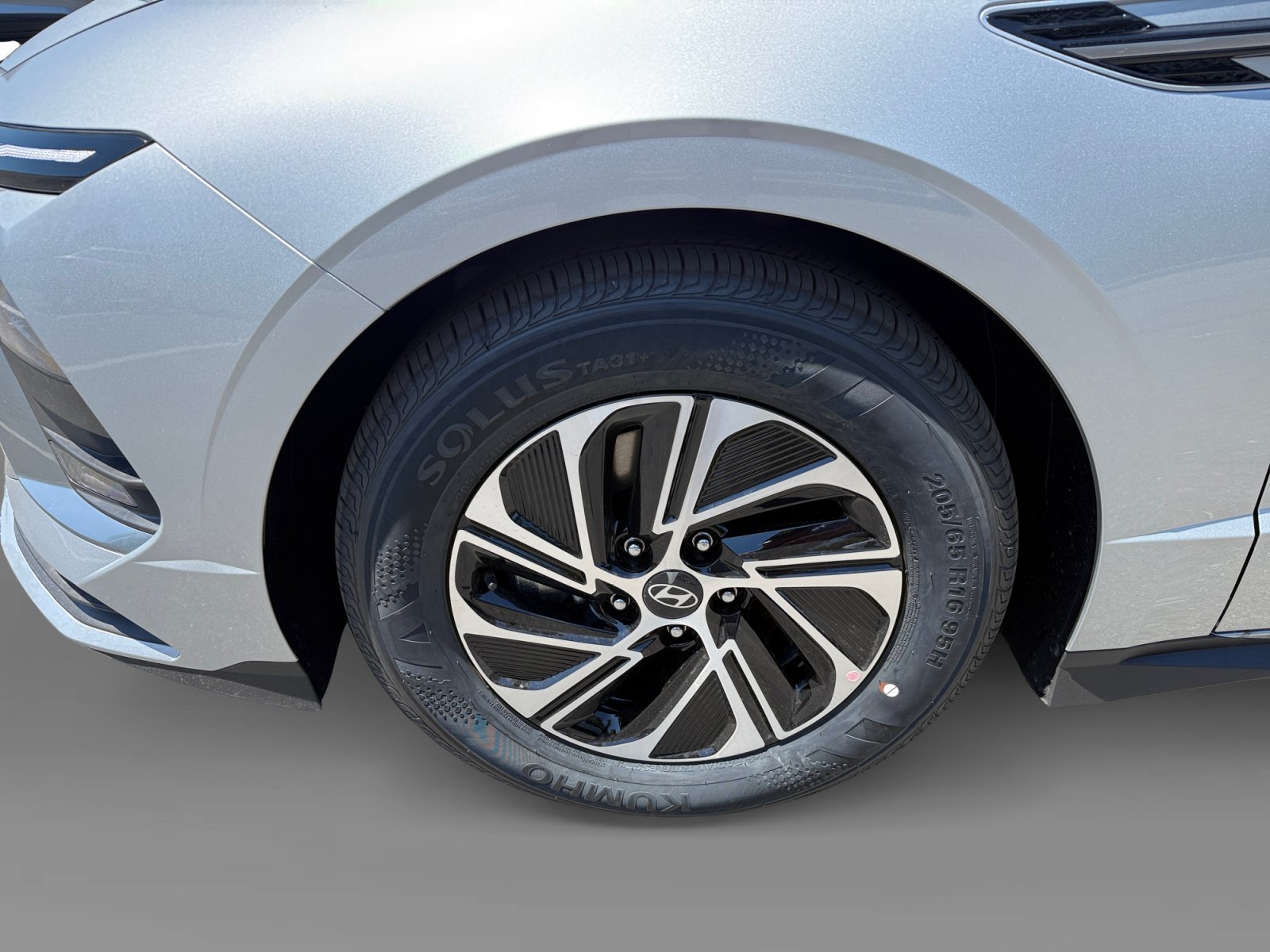 New 2026 Aero Silver Hyundai Blue image 9