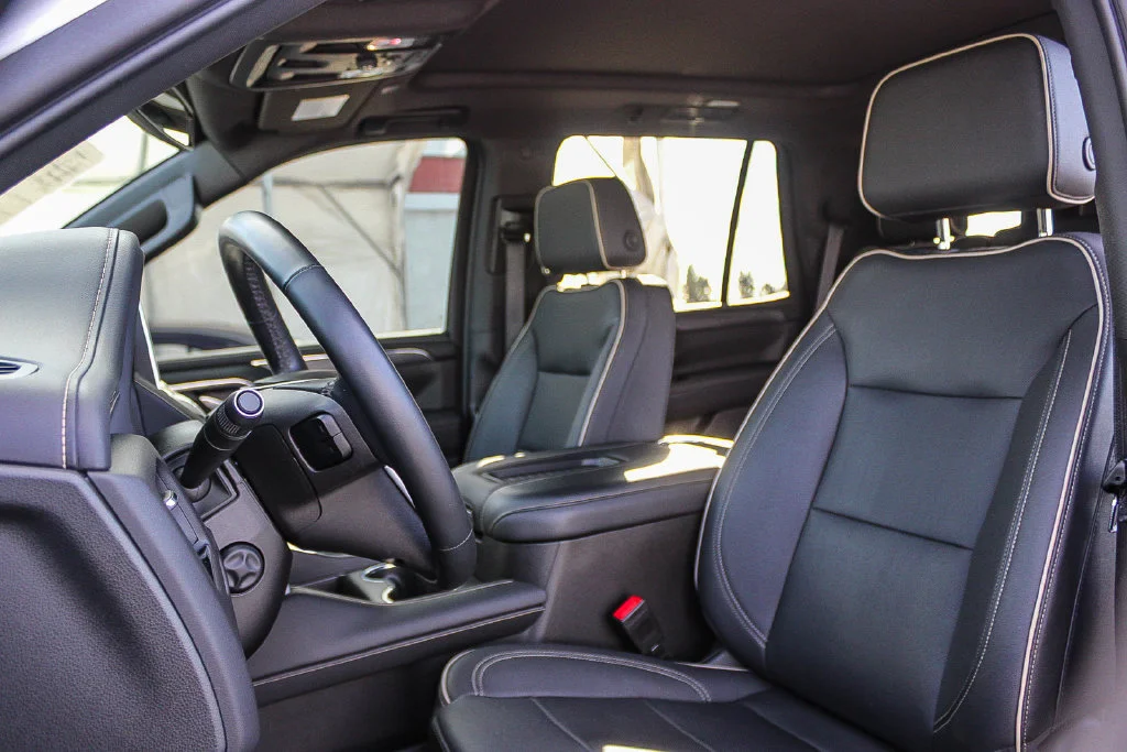 Used 2023 White GMC SLT image 18