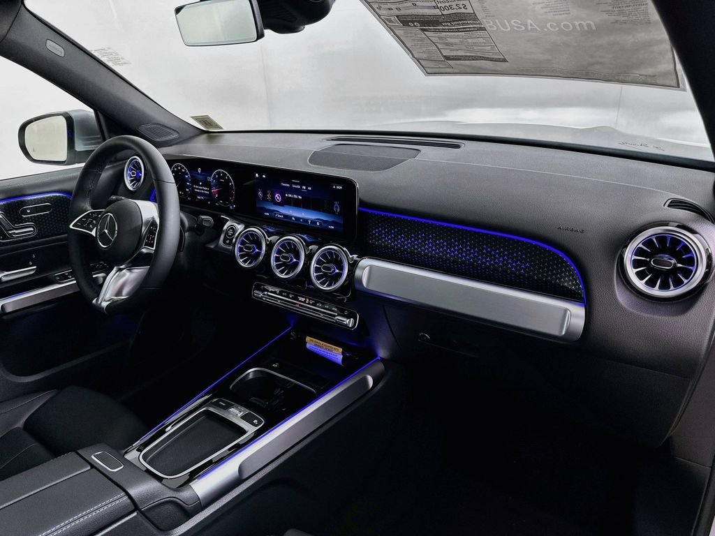 New 2026 Cirrus Silver Metallic Mercedes-Benz GLB 250 image 29