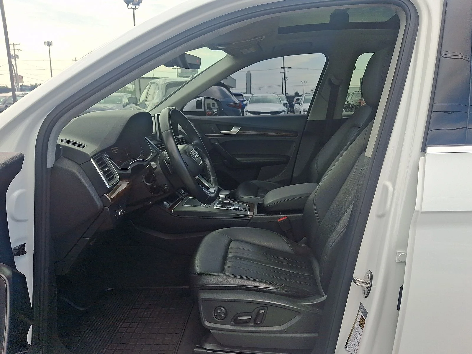 Used 2020 White Audi 45 Premium Plus image 13