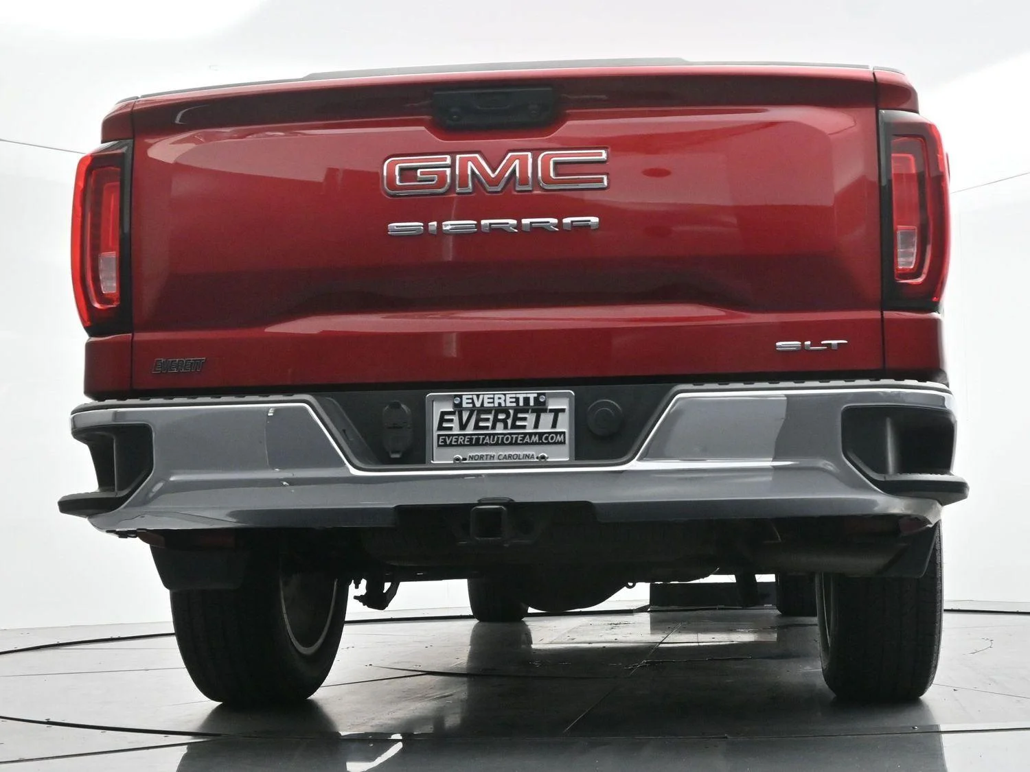 Used 2023 Volcanic Red Tintcoat GMC SLT image 52