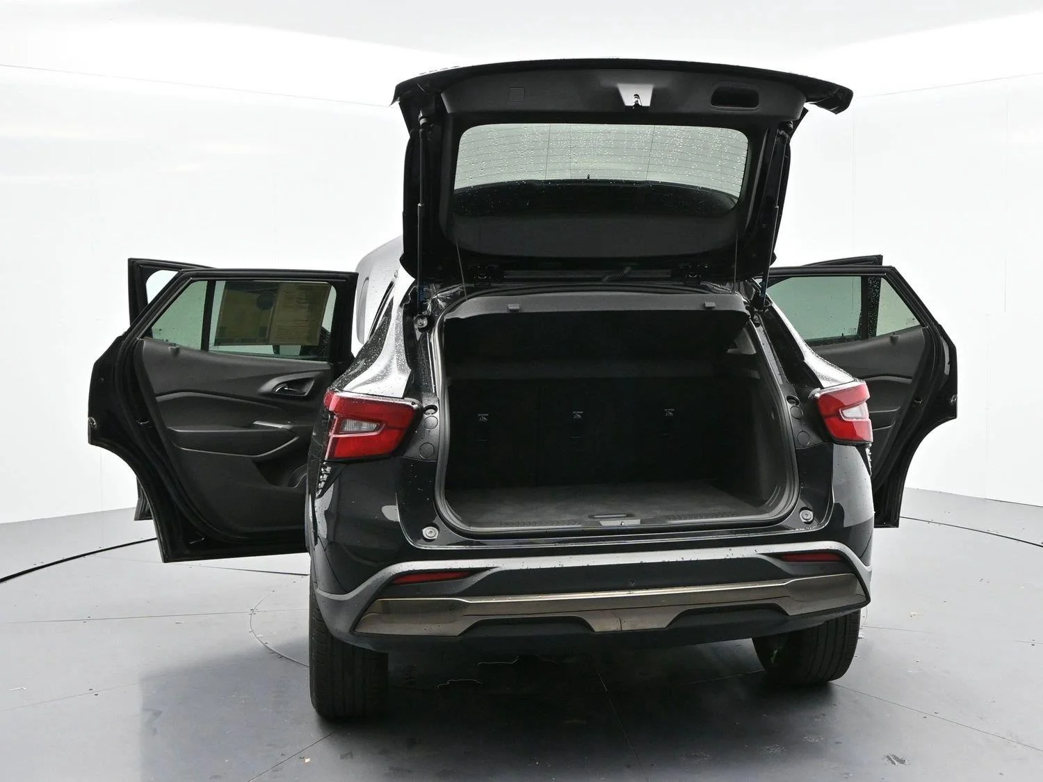 Used 2025 Mosaic Black Metallic Chevrolet ACTIV image 38