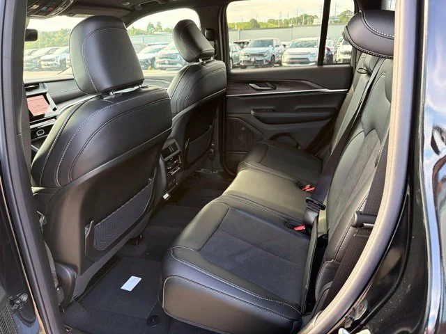 New 2026 Black Jeep Altitude image 7
