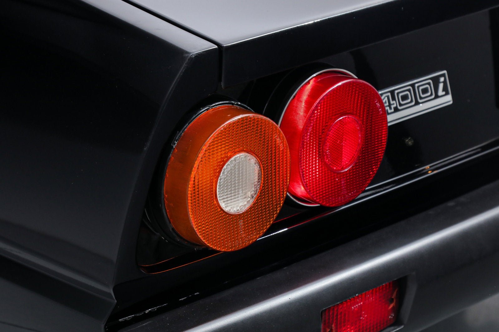 Used 1983 Nero Ferrari  image 17