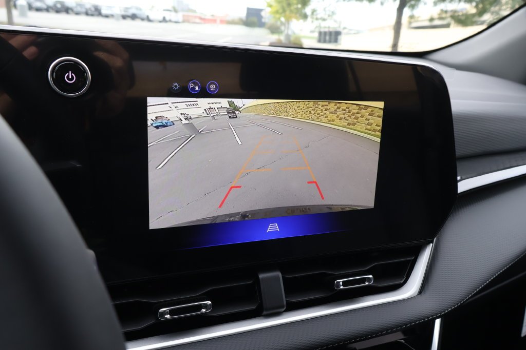2027 Chevrolet Equinox LT - Photo 27