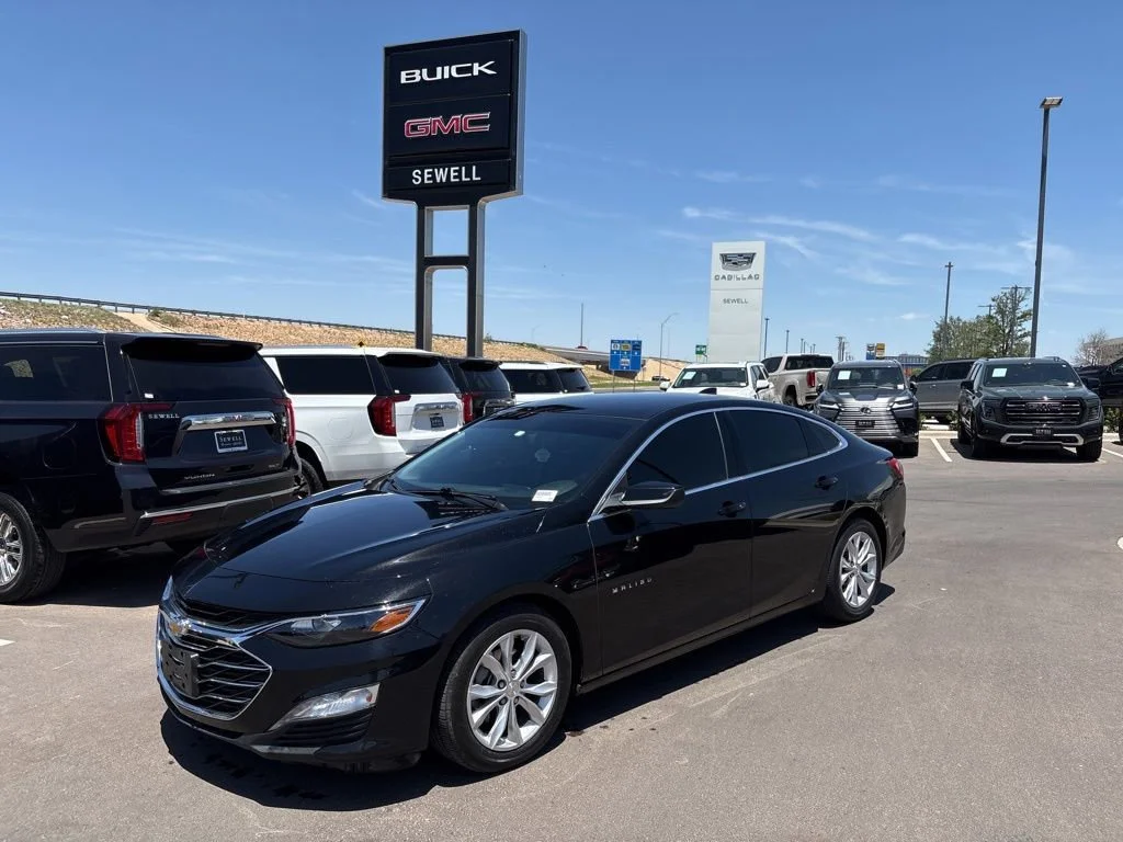 2022 Chevrolet Malibu 1LT's photo