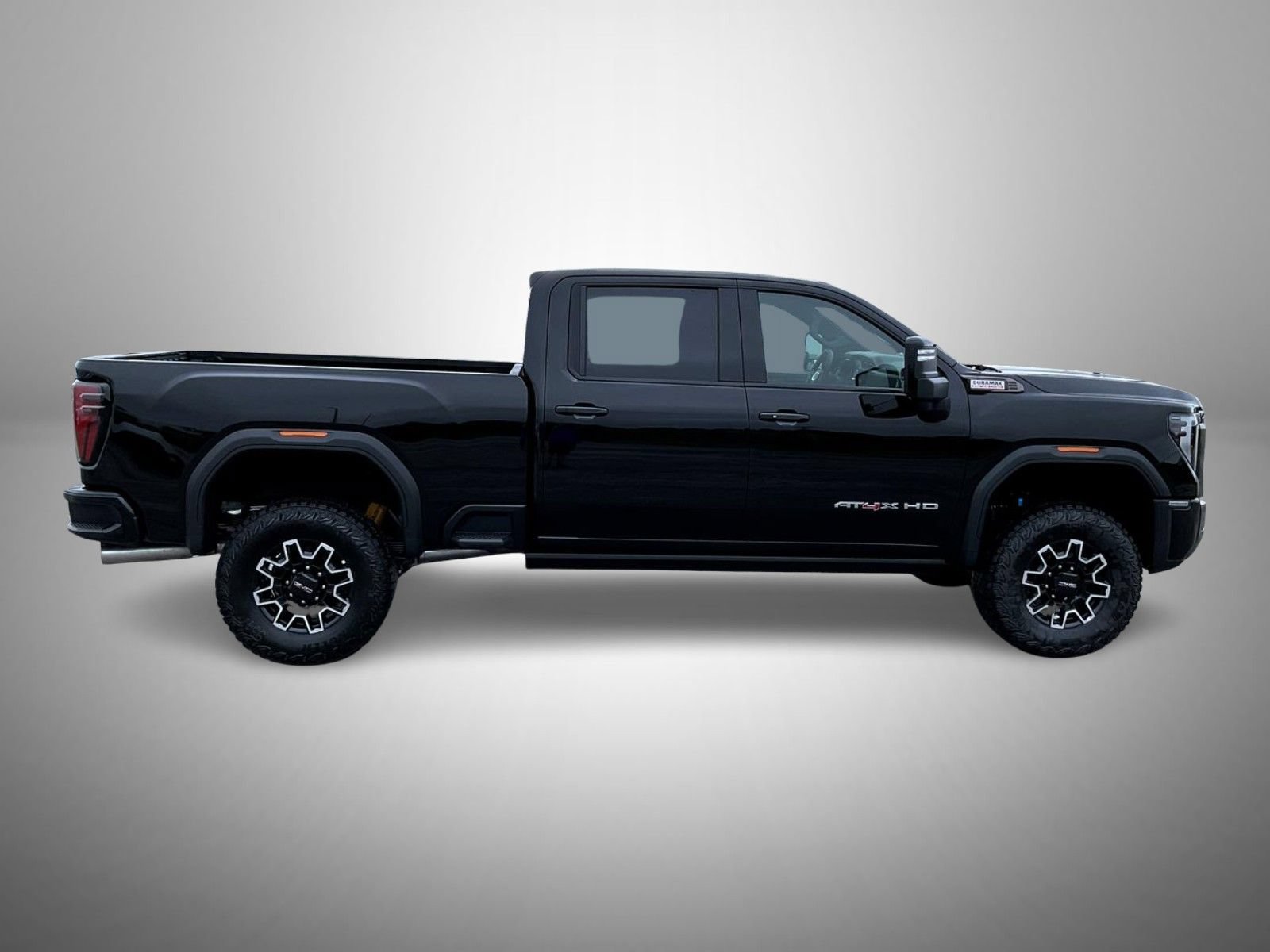 2026 GMC Sierra 2500HD AT4X - Photo 4