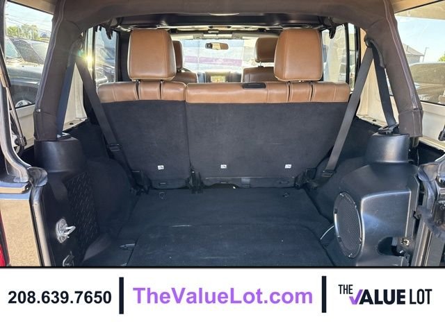 Used 2011 Black Jeep Unlimited Sahara image 17