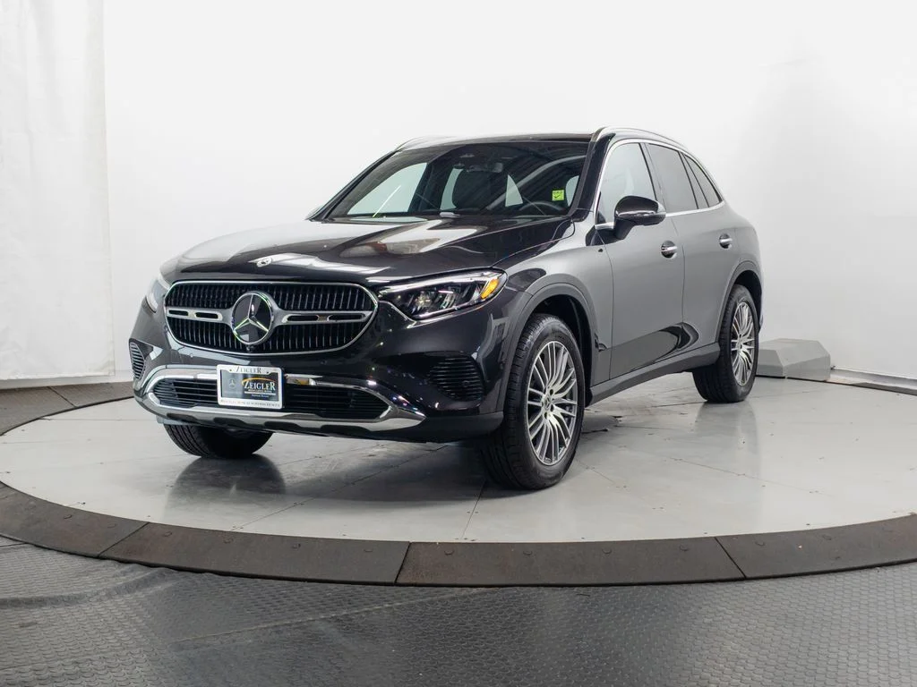 Certified Used 2026 Gray Mercedes-Benz GLC 300 image 3