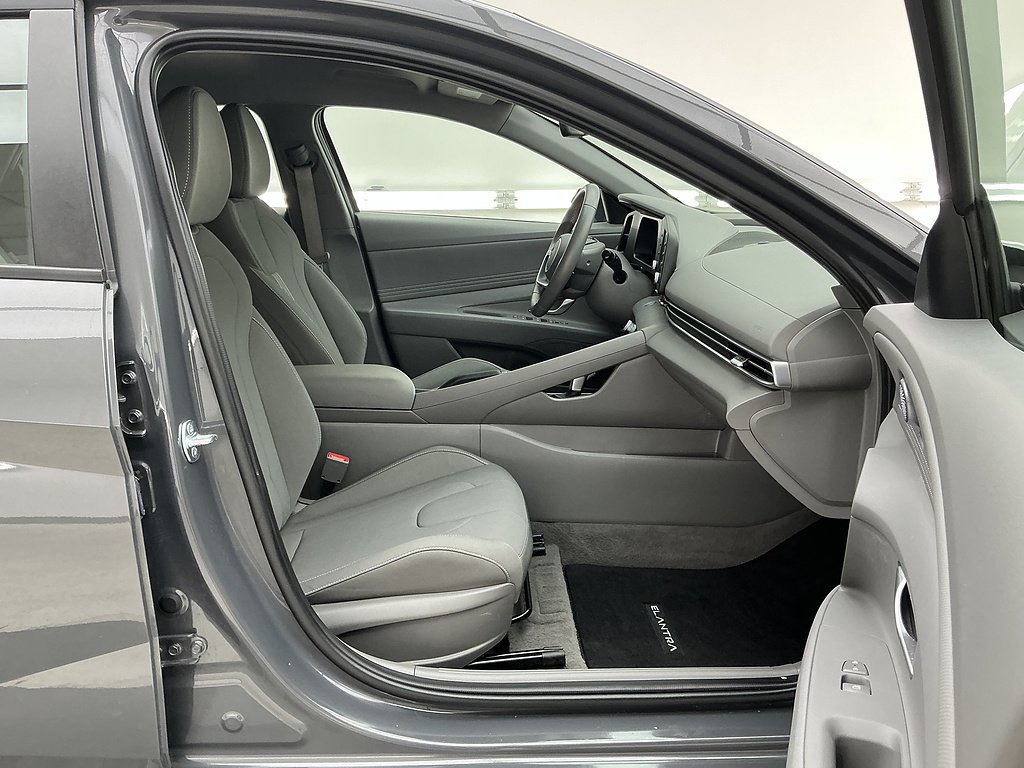 Used 2025 Ecotronic Gray Pearl Hyundai SEL Sport image 24