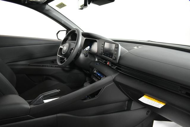 New 2026 White Hyundai SEL Sport image 15
