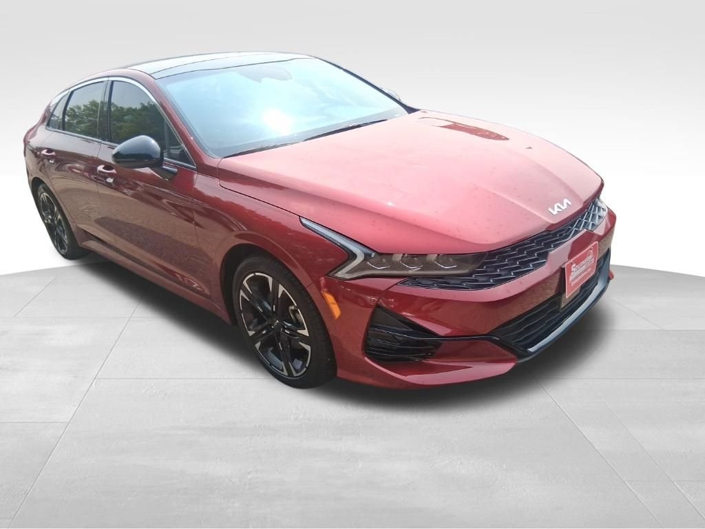 Used 2023 Red Kia GT-Line image 2