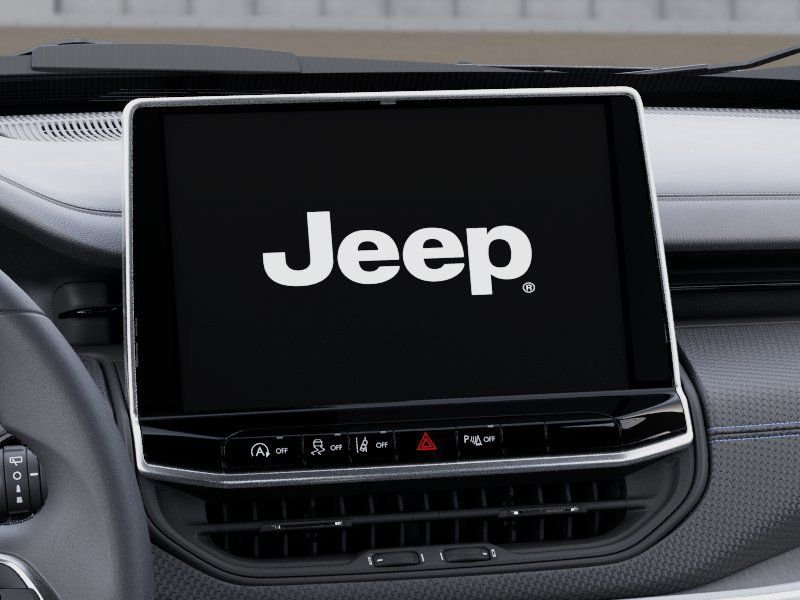 New 2026 Diamond Black Crystal Pearl-Coat Exterior Paint Jeep Limited image 18