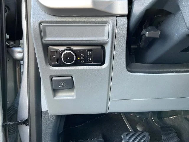 Used 2023 Silver Metallic Ford XLT image 57