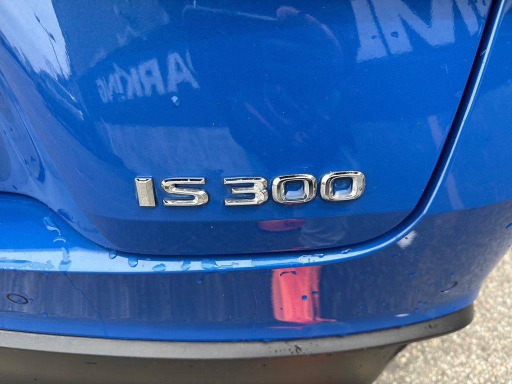 Used 2023 Grecian Water Lexus IS 300 RWD image 21