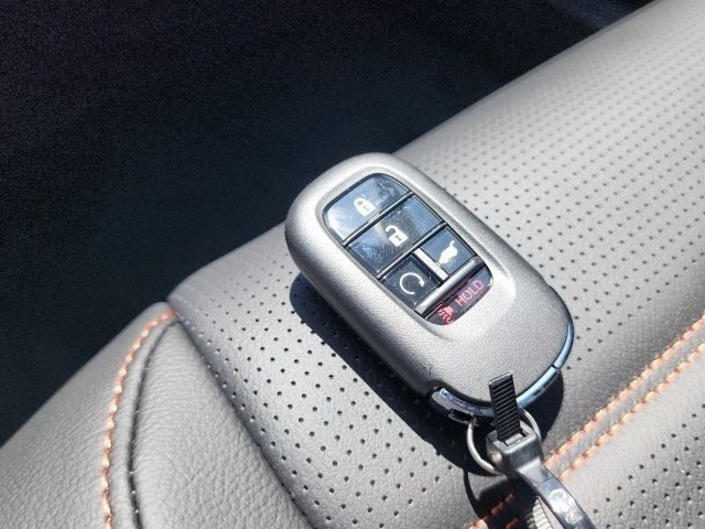 New 2026 Platinum White Pearl Honda Sport Touring image 37