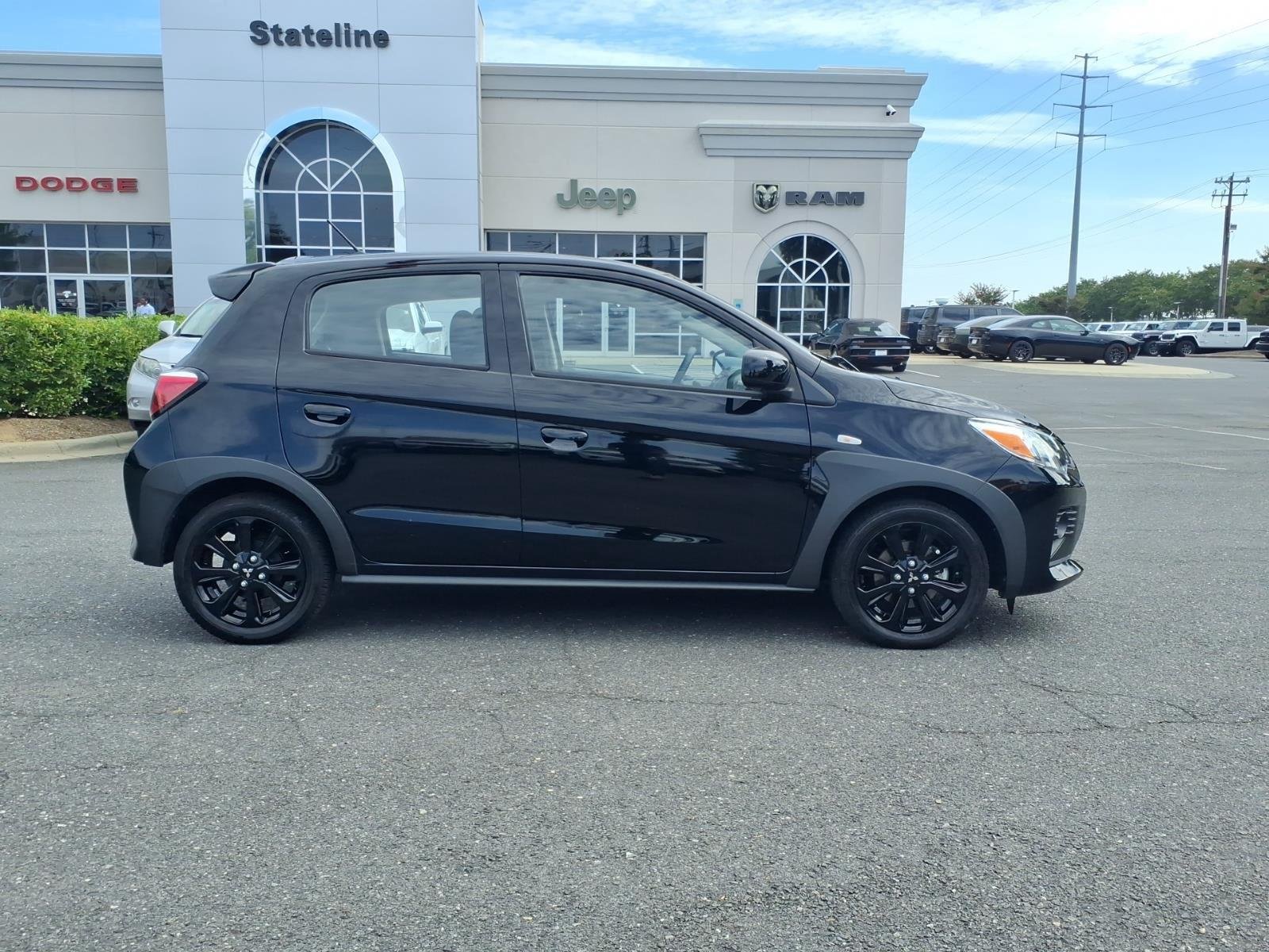 Used 2024 Jet Black Metallic Mitsubishi Black Edition image 9